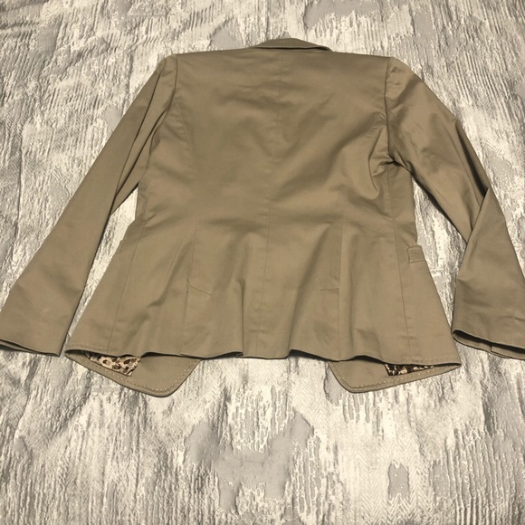 🎀 Tahari Tan Blazer - Picture 2 of 4